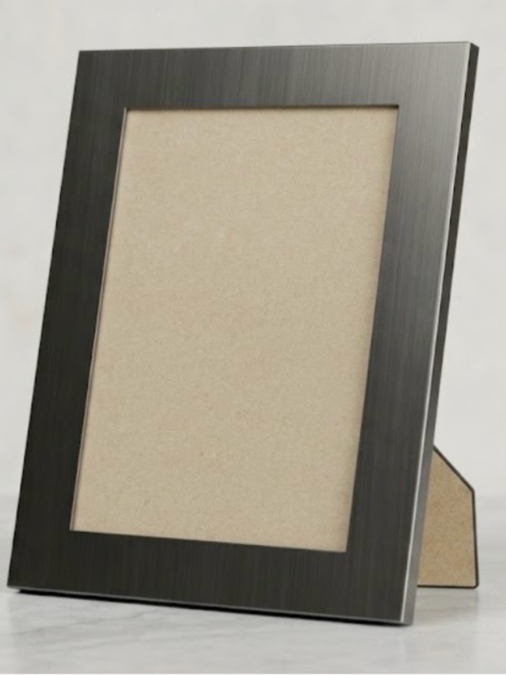 NWT Unbranded Brushed Metal 5x7 Picture Frame – New